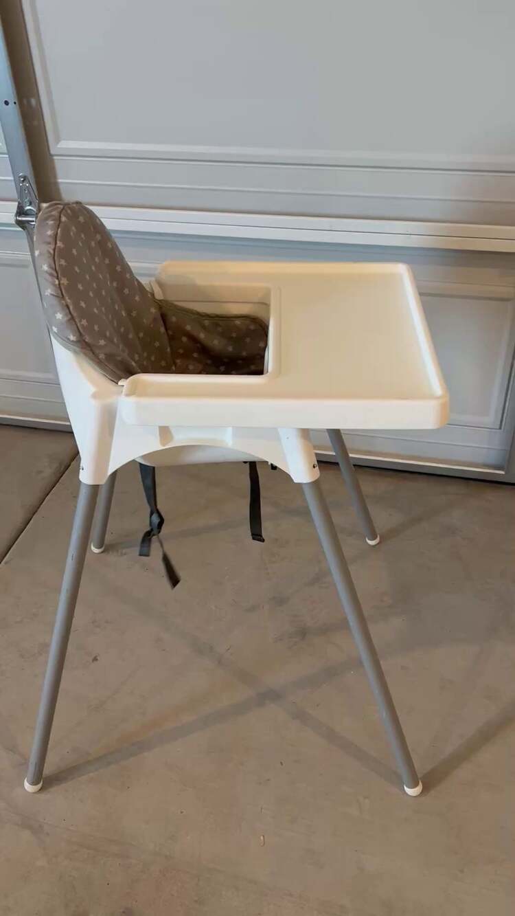 IKEA ANTILOP High Chair with Tray and Star Pattern Cushion